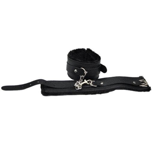 n12280 bound to play beginners bondage kit black 8 piece wrist cuffs