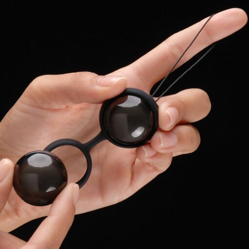 Lelo Luna Beads - Black - Image 3